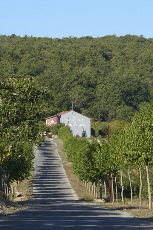 Les Terres De Saint Hilaire Bed and Breakfast Ollières Exteriör bild
